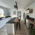 Avec Piscine Anglet Proche Duree Sejour Sept Nuitees Et 别墅 *